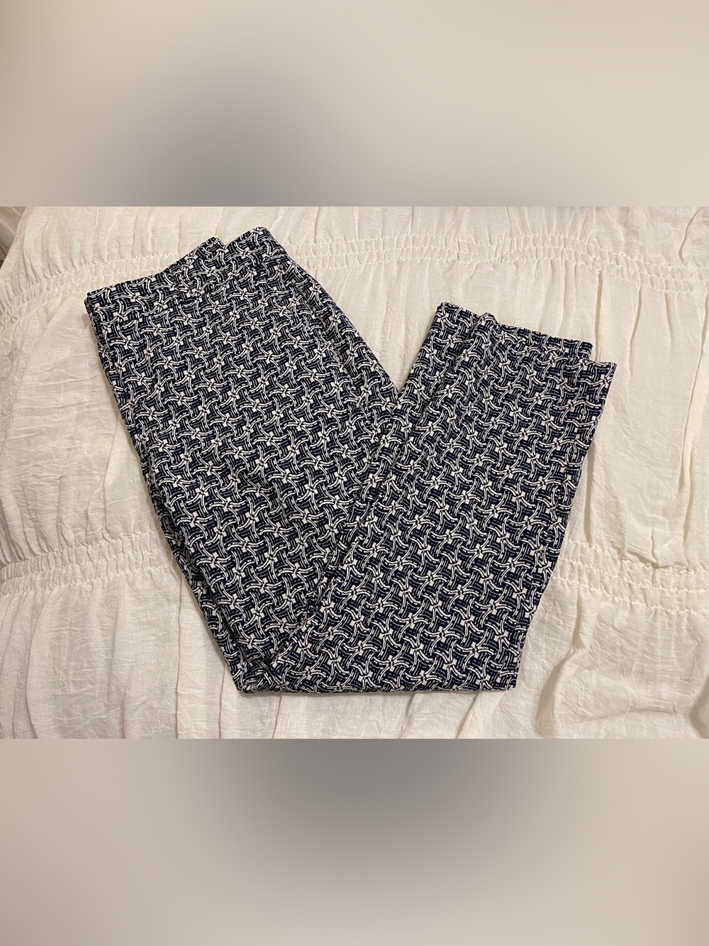 Banana Republic Navy and White Patterned Women’s Ankle Pants